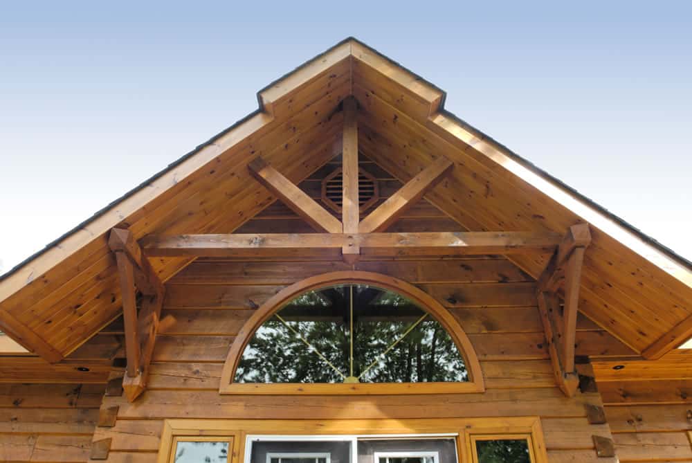 [VIDEO] Choosing the Perfect Wood Stain for Your Log Home 