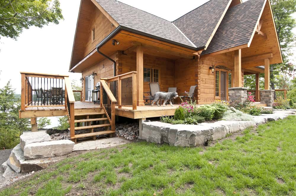 The Hillcrest Confederation Log & Timber Frame